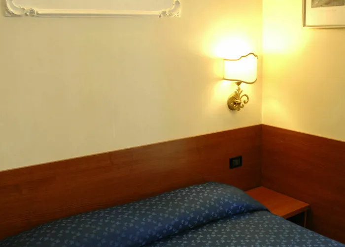 Privato Giuseppe 3* ローマ